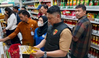 Sidak-Pasar-Satgas-Pangan-Polres-Nganjuk-Pastikan-Ketersediaan-Bapokting-Aman-Jelang-Idul-Fitri