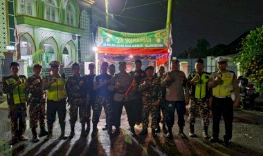 Kapolsek-Balongbendo-Bekali-Cara-Pengaturan-Lalu-Lintas-ke-Anggota-Banser