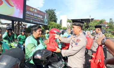 Polresta-Sidoarjo-dan-Bhayangkari-Gelar-Baksos-Serta-Bazar-Ramadhan-Polri-Presisi