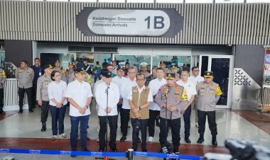 Tinjau-Bandara-Soetta,-Kapolri-Instruksikan-Jajaran-Rutin-Patroli-Pastikan-Pemudik-Aman-Nyaman