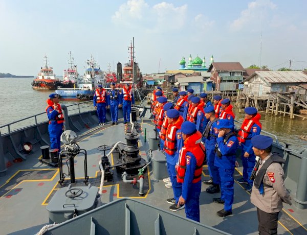 Polri Perkuat Operasi SAR KM Virgo Transport 8, Tiga Kapal Polisi Diberangkatkan
