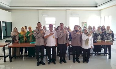 Sat-Binmas-Polresta-Sidoarjo-Gelar-Curhat-Kamtibmas-di-Desa-Bungurasih